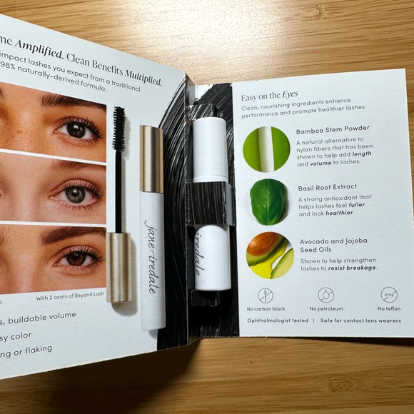 Jane Iredale Beyond Lash Moisturizing Mascara in Black Mini - Picture 4 of 6